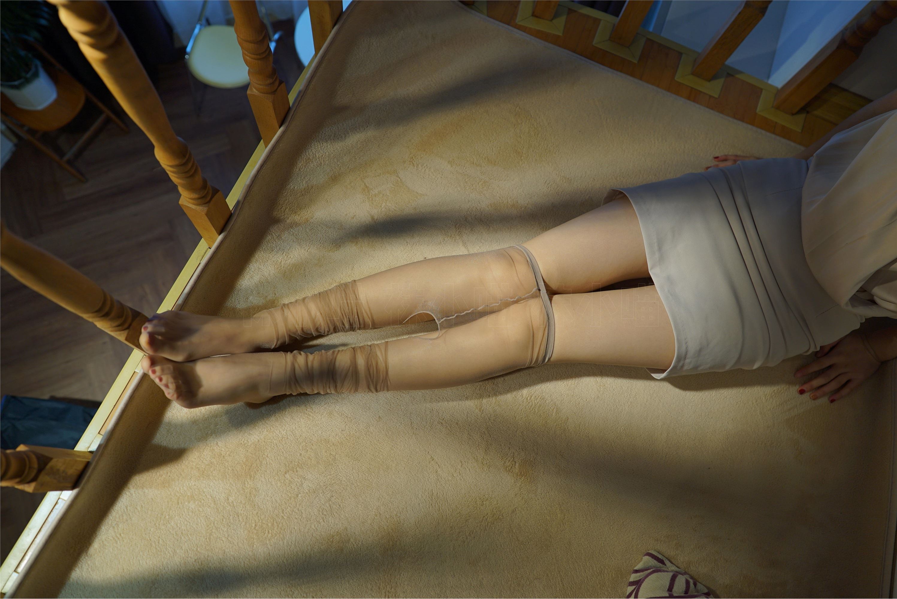 KittyWawa袜小喵  KT148《换装出门》